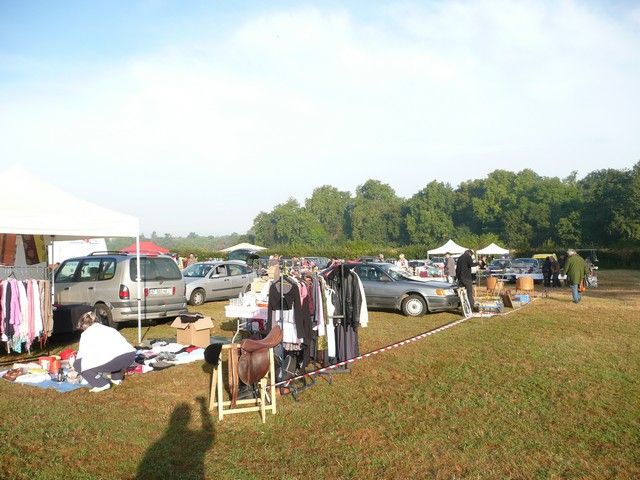 vide grenier 2012 (20).jpg